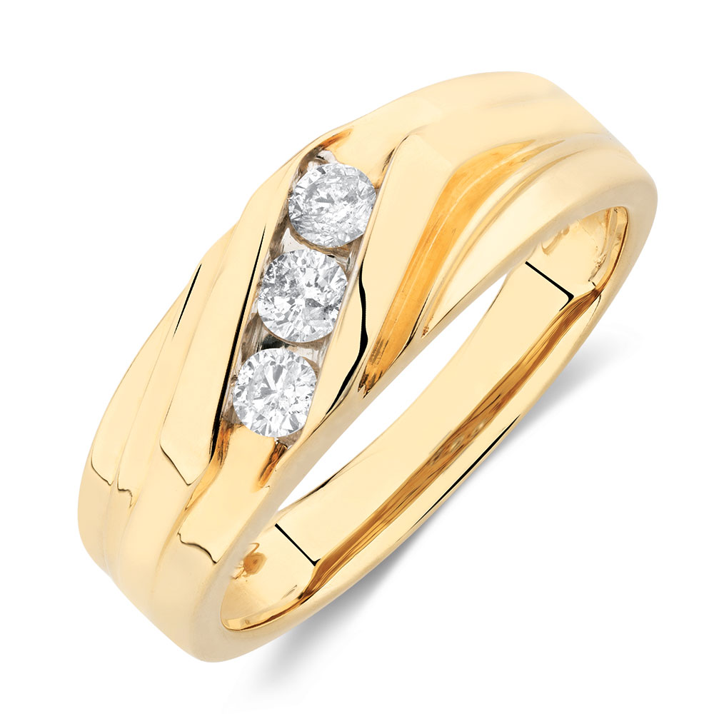 Men&#39;s Ring with 1/3 Carat TW of Diamonds in 10ct Yellow Gold