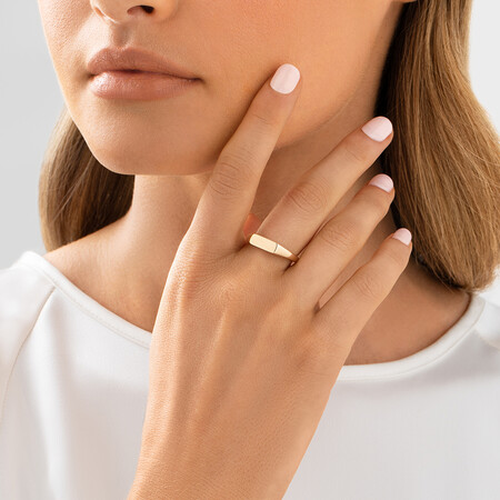 Rectangular Signet Ring in 10kt Yellow Gold Rectangular Signet Ring in 10kt Yellow Gold