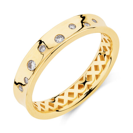 Hammer Set Barrel Ring with 0.10 Carat TW of Diamonds in 10ct Yellow Gold