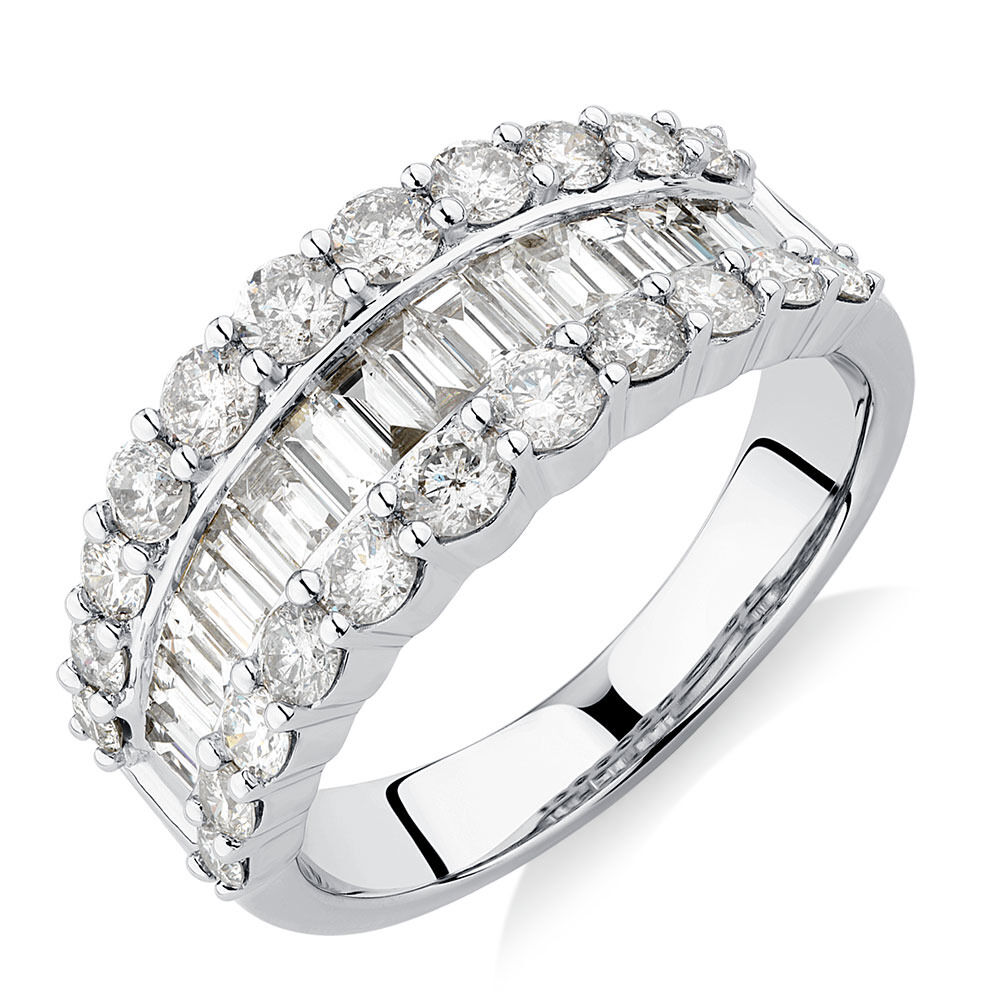 Michael hill baguette ring hotsell