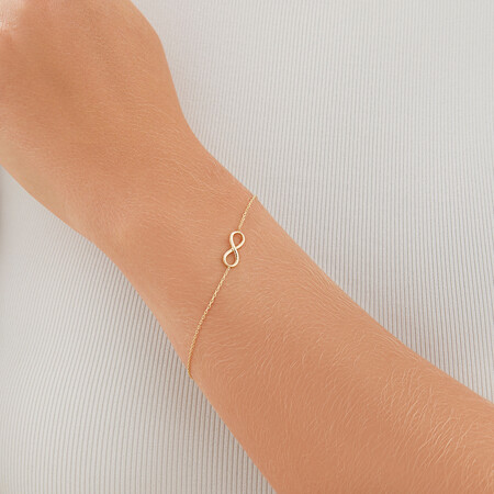Infinity Bracelet in 10ct Yellow Gold Infinity Bracelet in 10ct Yellow Gold