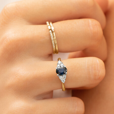 Ring With Diamonds And Blue Sapphire In 10ct Yellow And White Gold Ring With Diamonds And Blue Sapphire In 10ct Yellow And White Gold