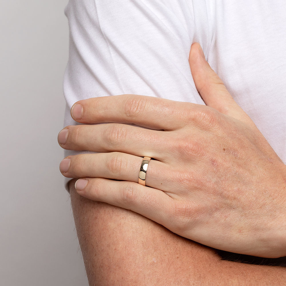 Lite Half Round Wedding Band in 10ct Yellow Gold