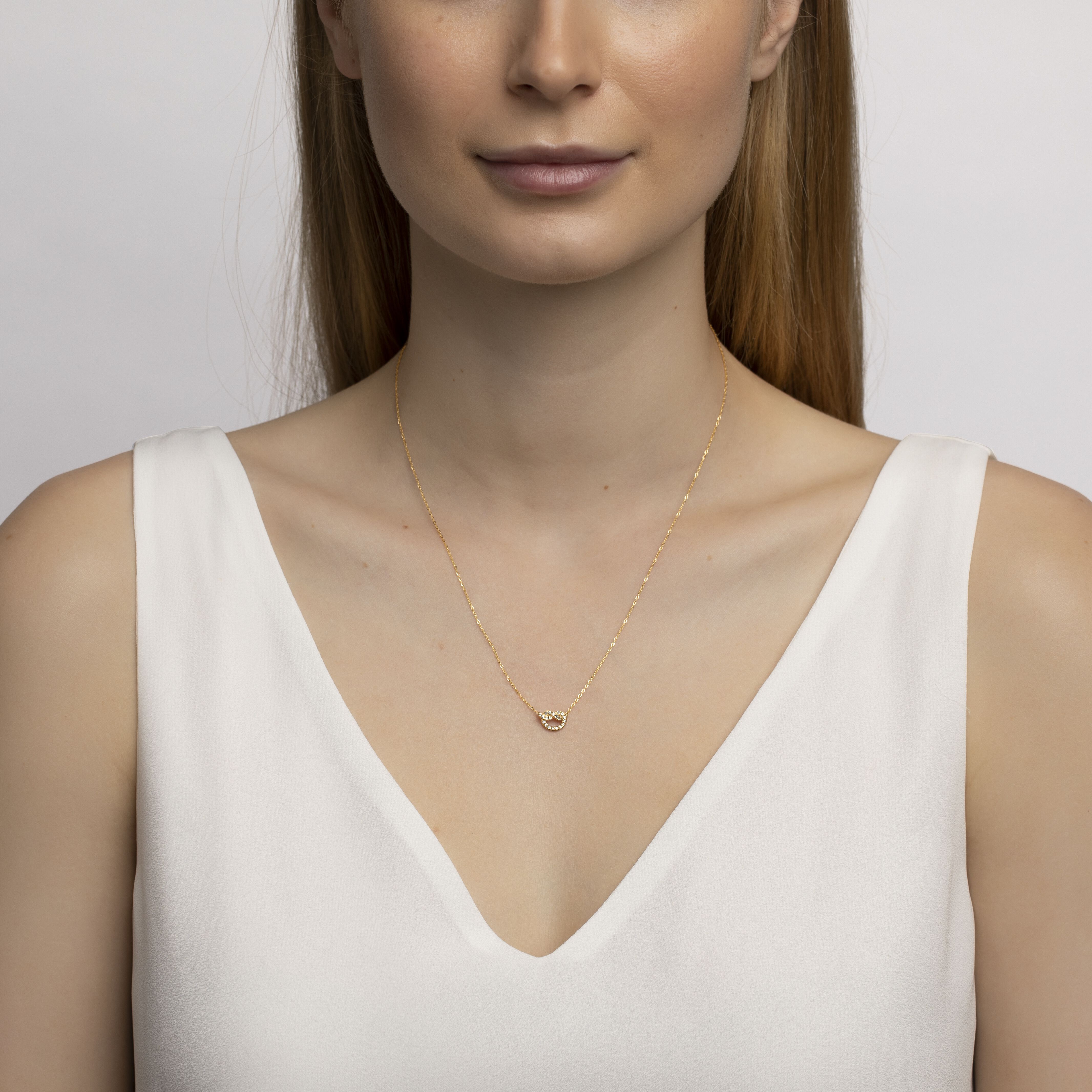 Mini Knots Necklace with 0.10 Carat TW of Diamonds in 10ct Yellow Gold