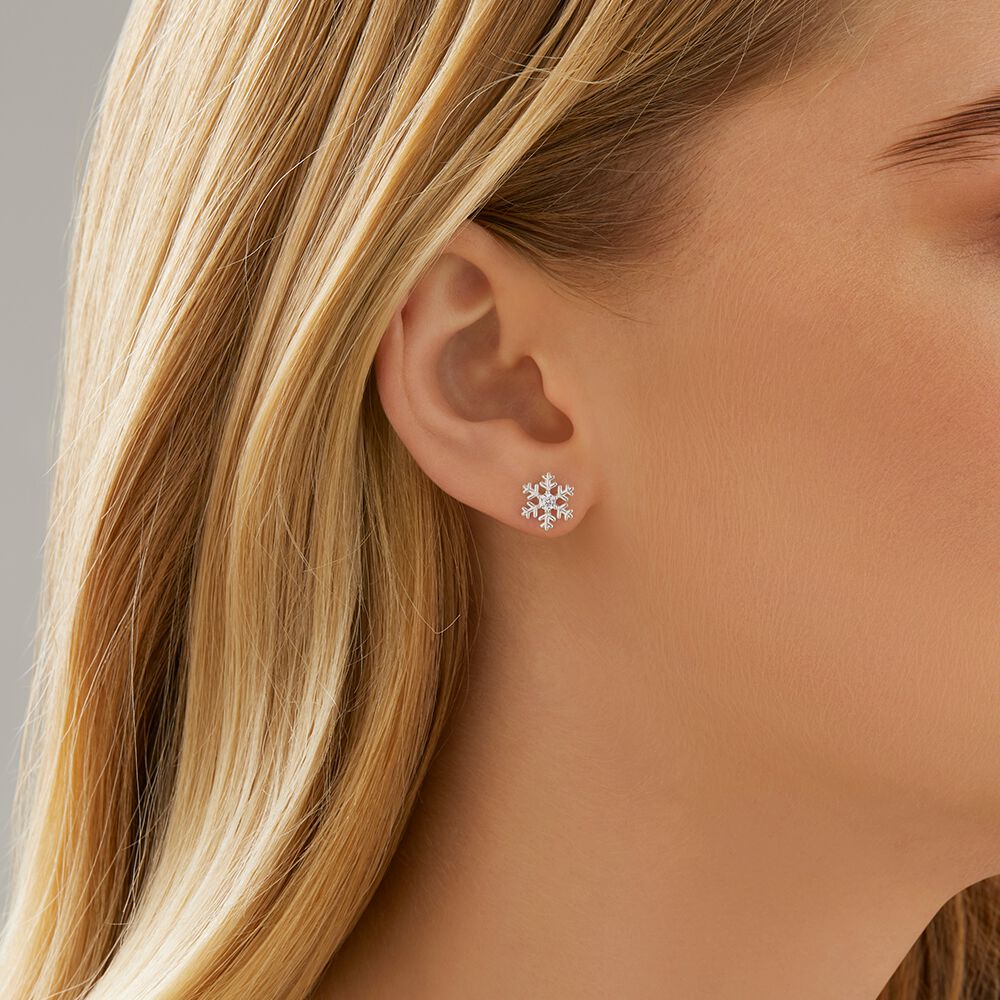 LITTLE WONDER - SNOWFLAKE EARRINGS - EFIF Diamonds – EF-IF Diamond Jewellery