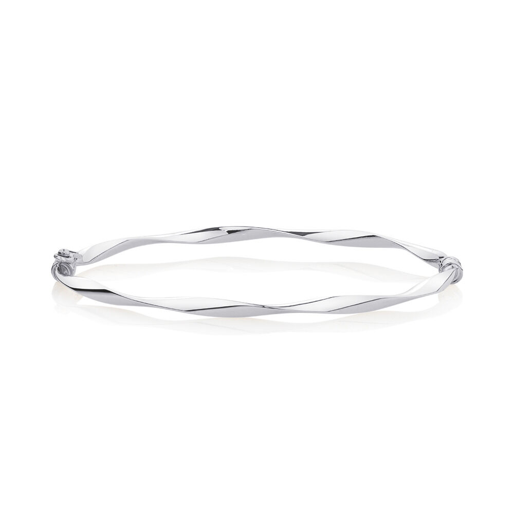 Oval Bangle in 10ct White Gold