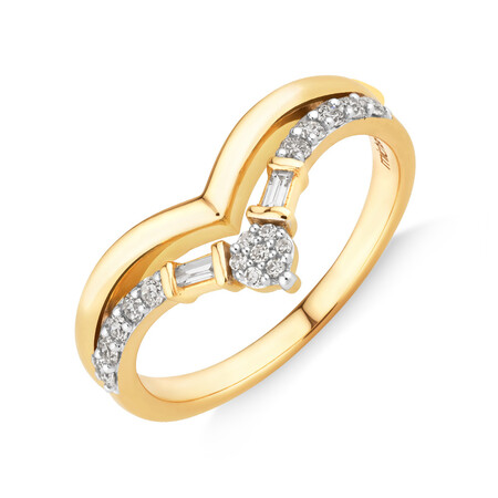 Chevron Ring with 0.25 Carat TW of Diamonds in 10ct Yellow Gold