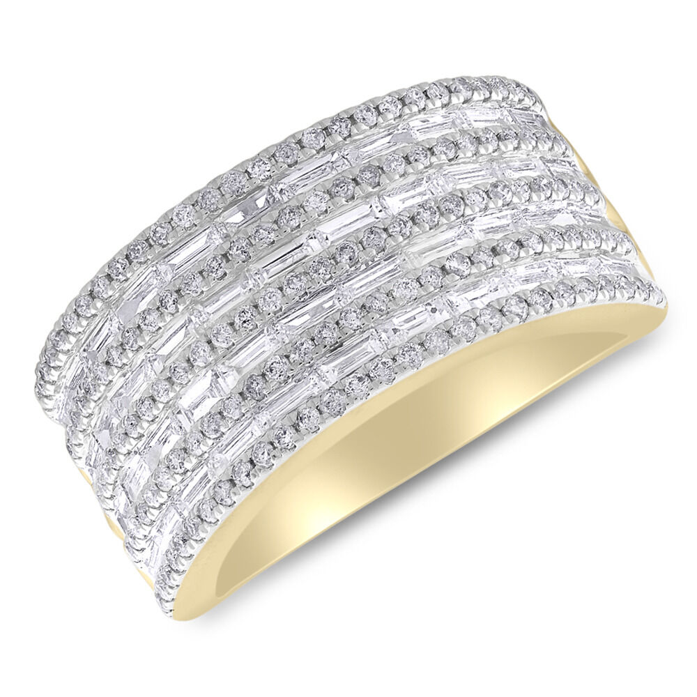 Ring with 1.50 Carat TW of Diamonds in 14ct Yellow Gold