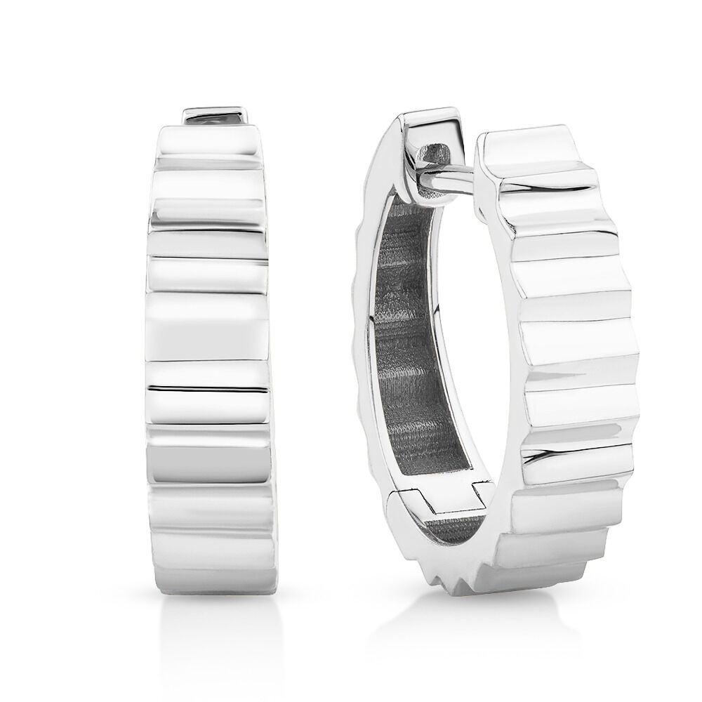 RIBBED HUGGIE EARRINGS - SLVR