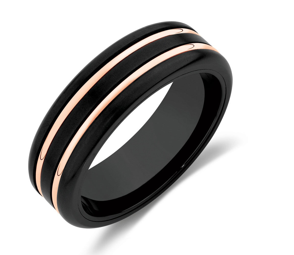 Ring in Black Titanium 10kt Yellow Gold