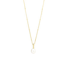 Pendant with Cultured Freshwater Pearl in 10kt Yellow Gold