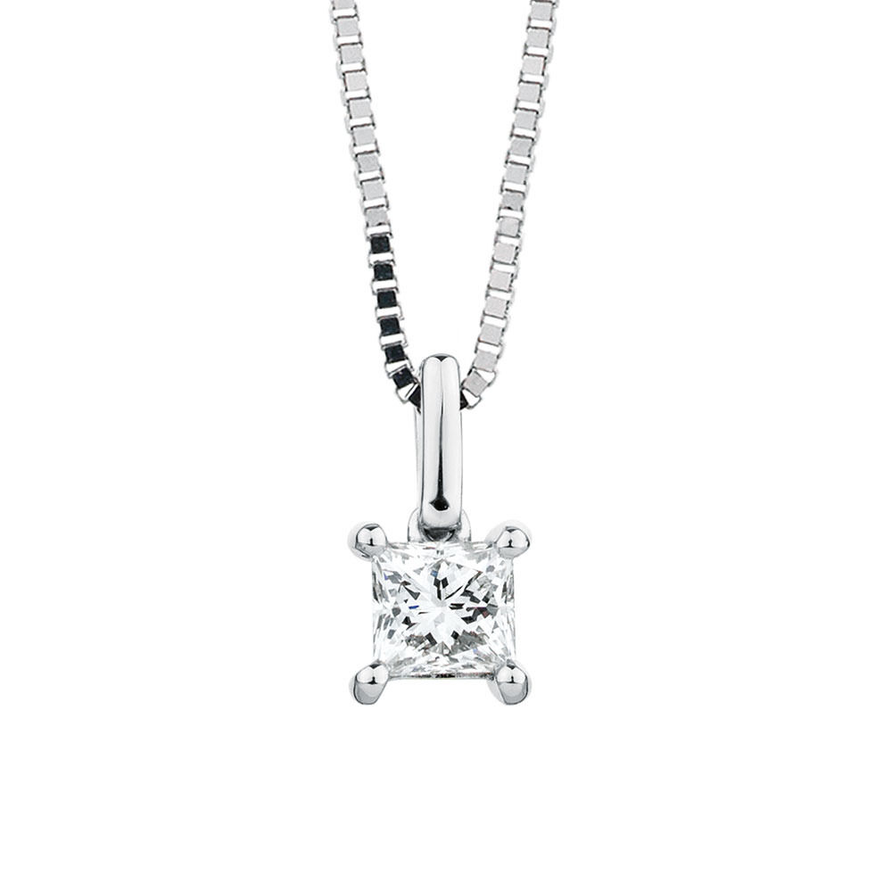 0.50 Carat Diamond in 18kt White Gold