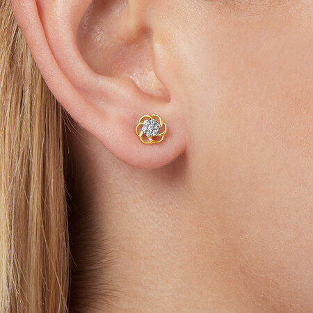Flower Stud Earrings with Diamonds in 10ct Yellow Gold Flower Stud Earrings with Diamonds in 10ct Yellow Gold