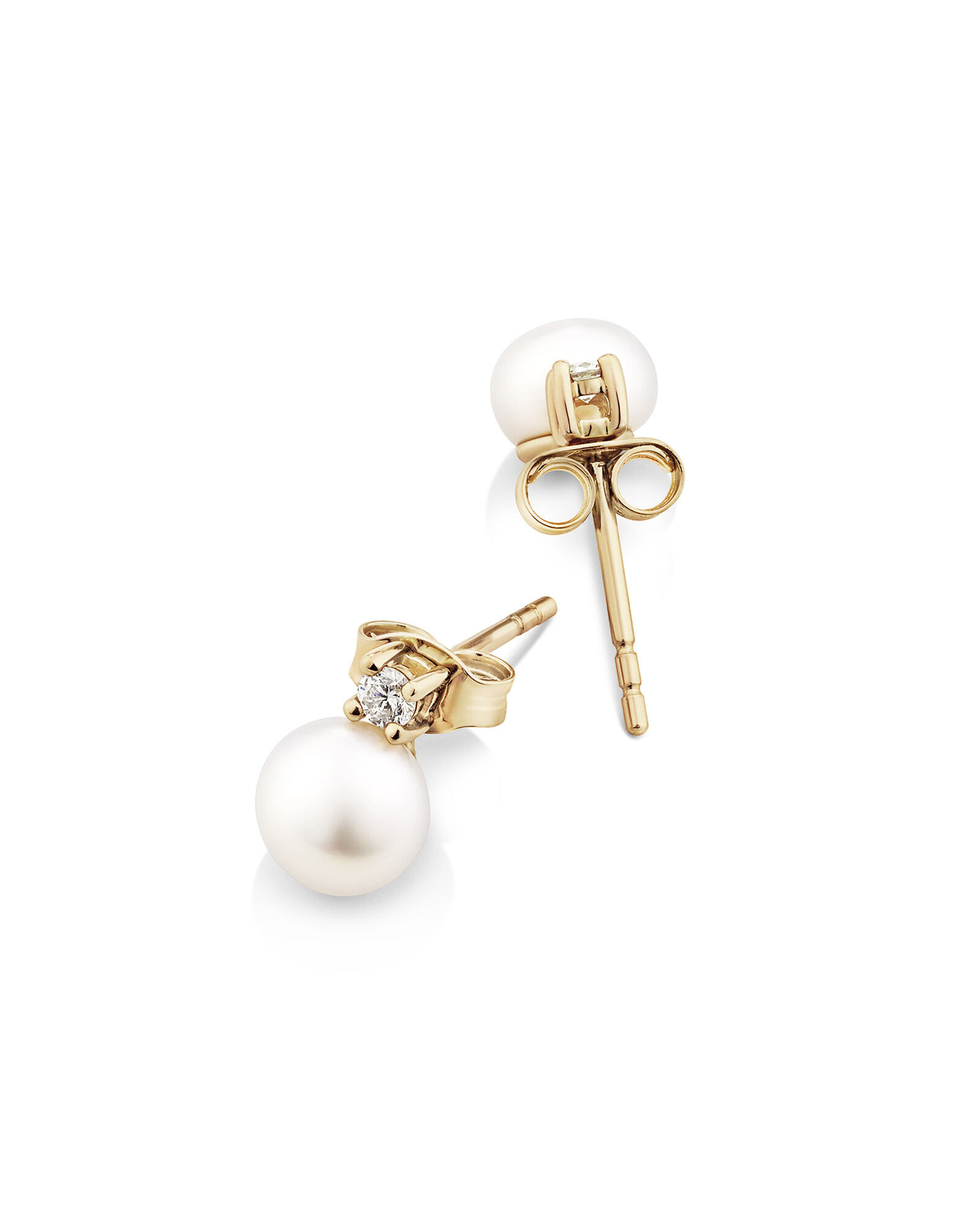 Drop Earrings with Cultured Freshwater Pearl Diamond in 10kt