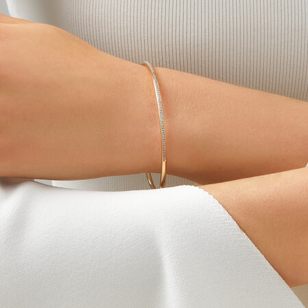 Bangle with 0.25 Carat TW of Diamonds in 10kt Yellow Gold Bangle with 0.25 Carat TW of Diamonds in 10kt Yellow Gold