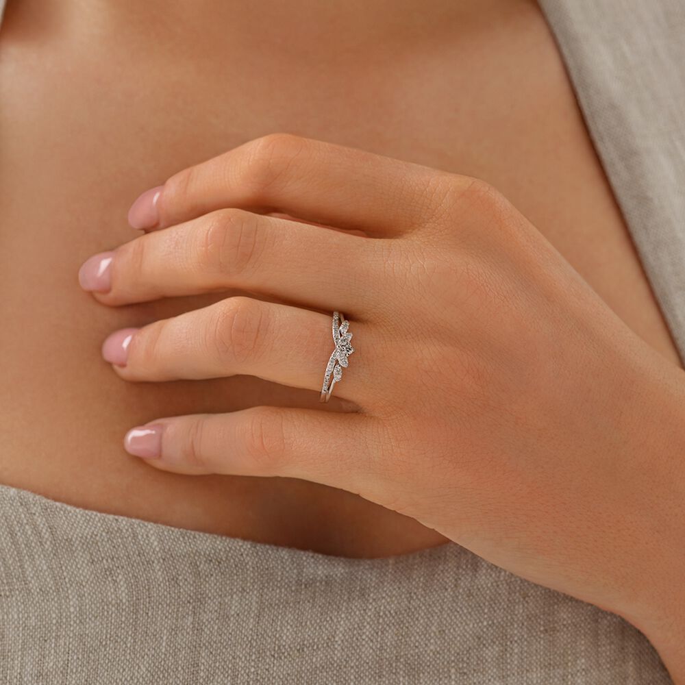 Wedding Band with 0.23 Carat TW of Diamonds in 10ct White Gold