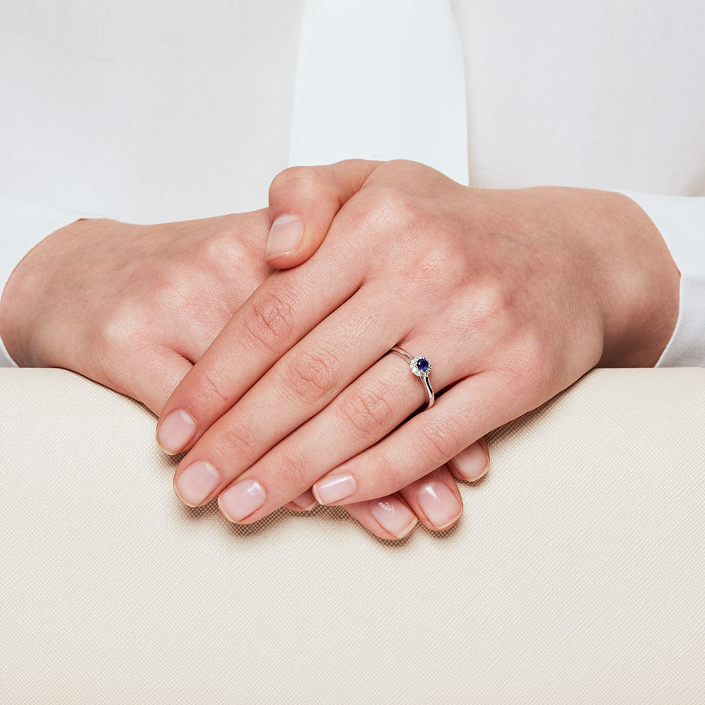 Promise Ring with Sapphire & Diamonds in 10ct White Gold