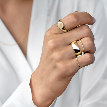 8mm Barrel Ring in 10ct Yellow Gold 8mm Barrel Ring in 10ct Yellow Gold