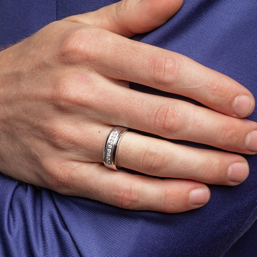 Men's Ring with 1 Carat TW of Diamonds in 10ct White Gold