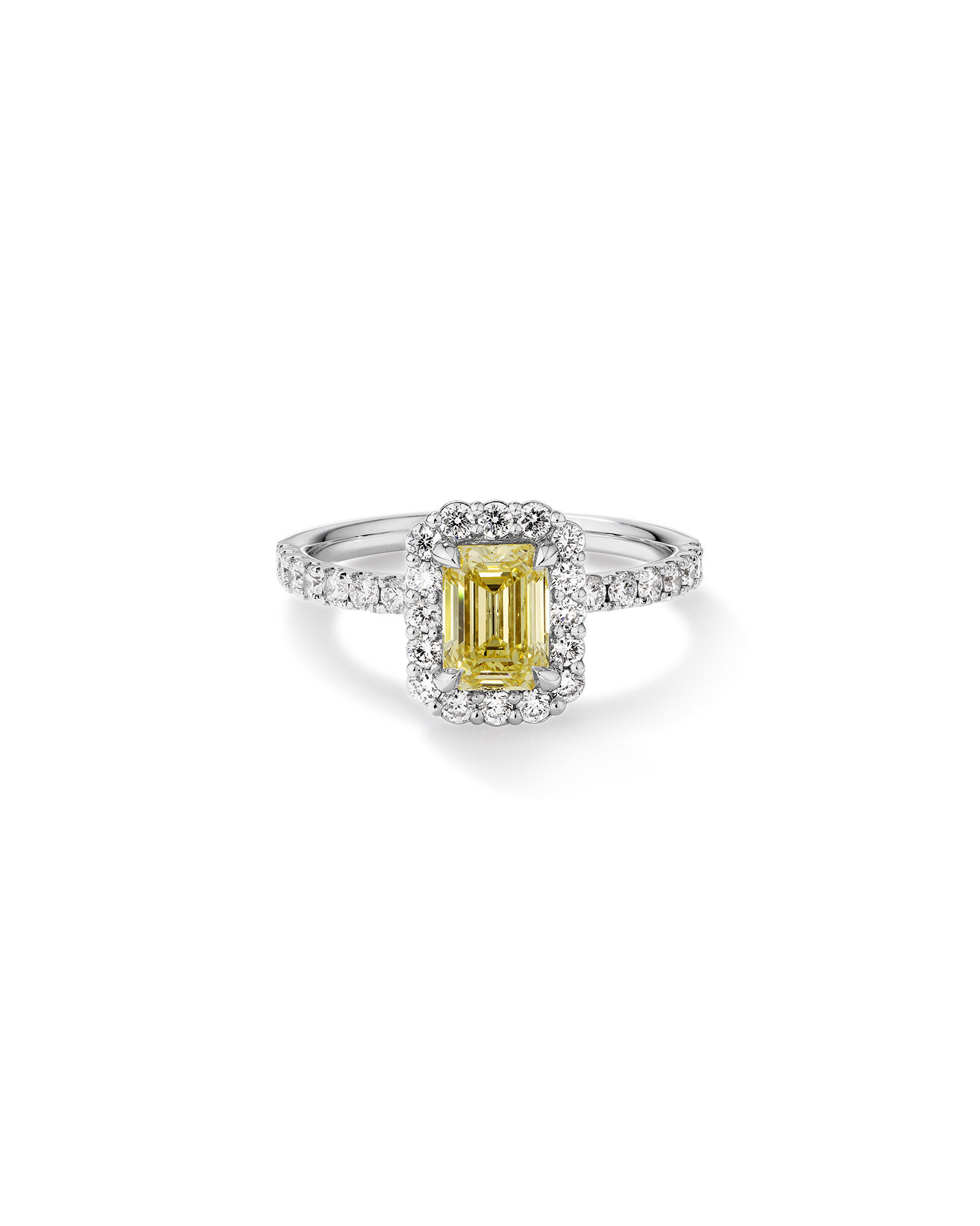 Michael hill emerald cut engagement ring on sale