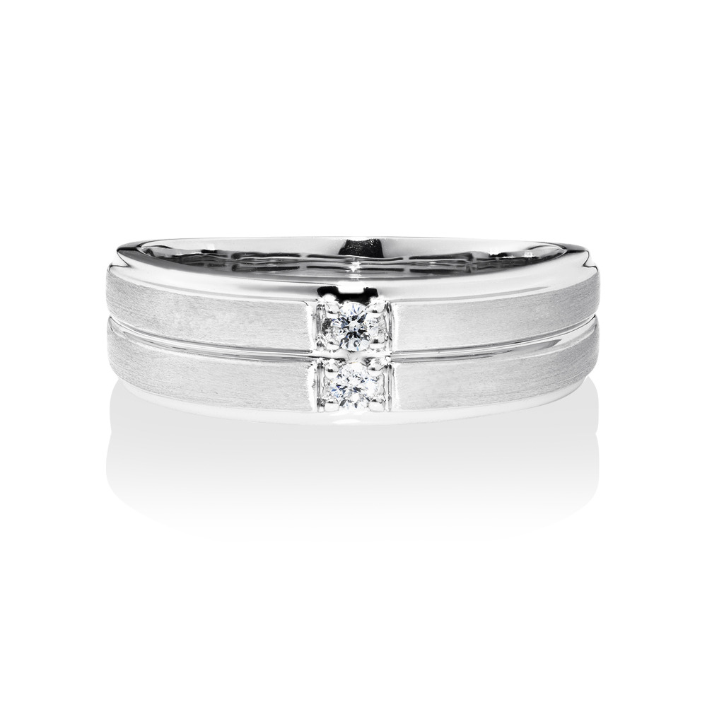 Ring with Diamonds in 10ct White Gold