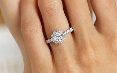 White gold vintage diamond engagement ring