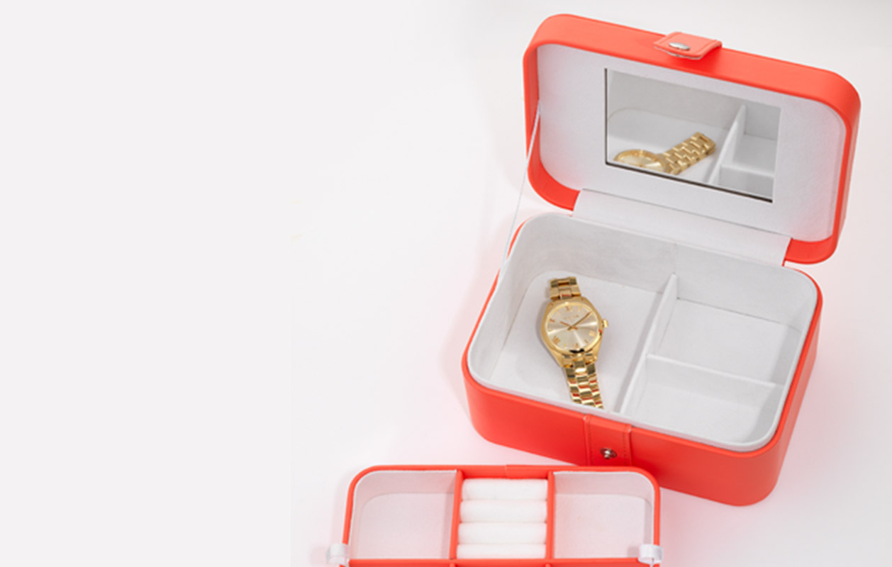 Engagement Rings, Watches, Necklaces & Jewellery